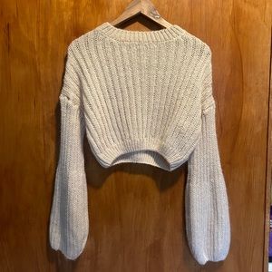 Bell sleeved knit cropped sweater